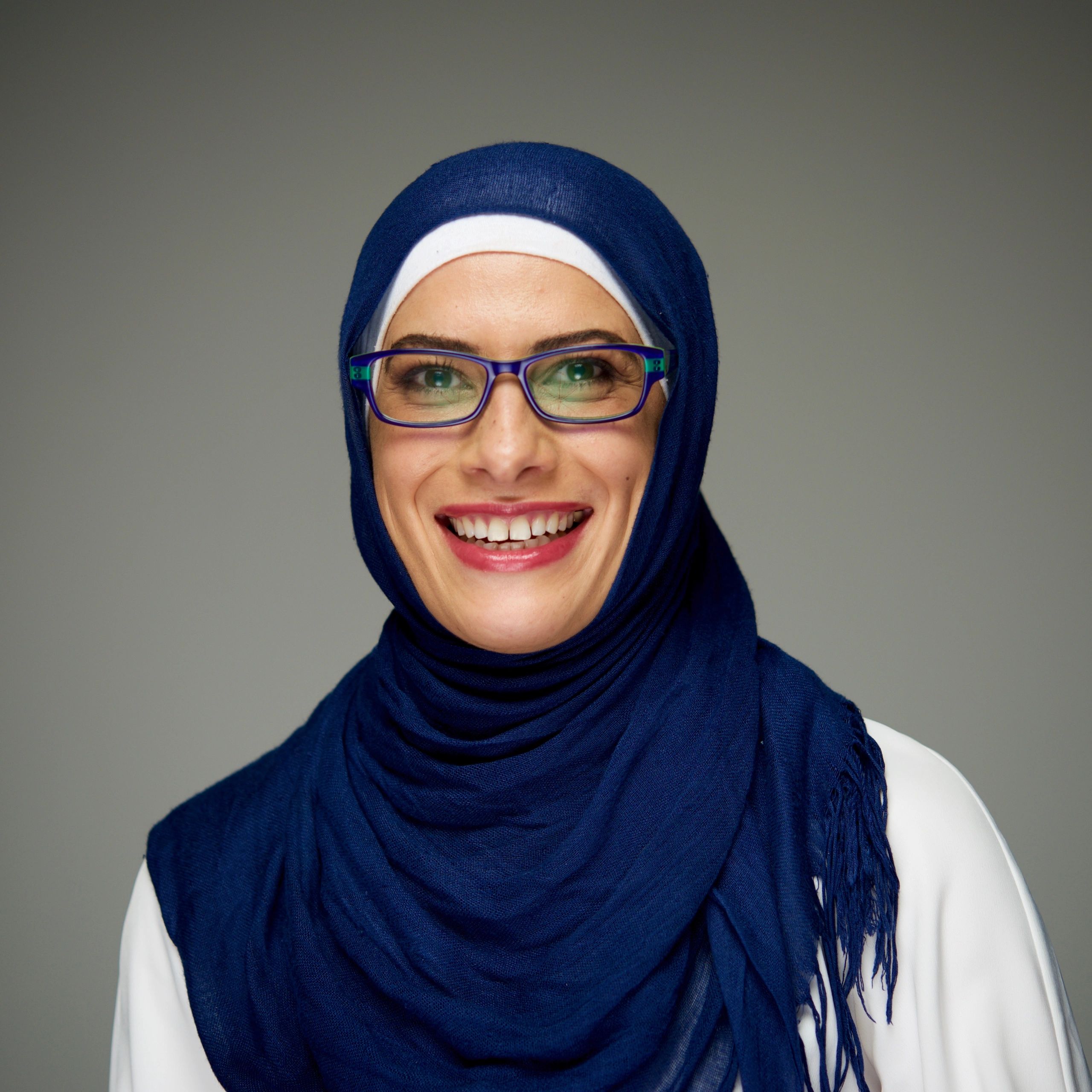 Egyptian female teacher testimonial portrait